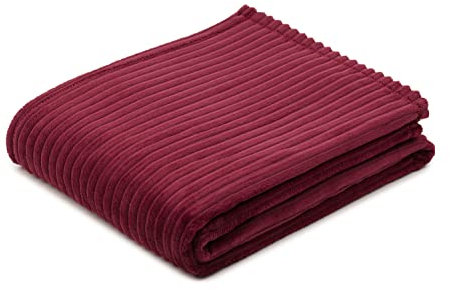 Gözze - Kuschelweiche Kuscheldecke, Feine Cord-Optik, 1040g/Stück, 150 x 200 cm - Beere