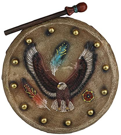 Ebros Indianer Indianer Soaring Eagle and Feathers Warpath Drum Shield and Stick Wall Sculpture Figurine 27,3 cm High Dreamcatcher Themed Plaque Decor Dream Catcher Dekoration
