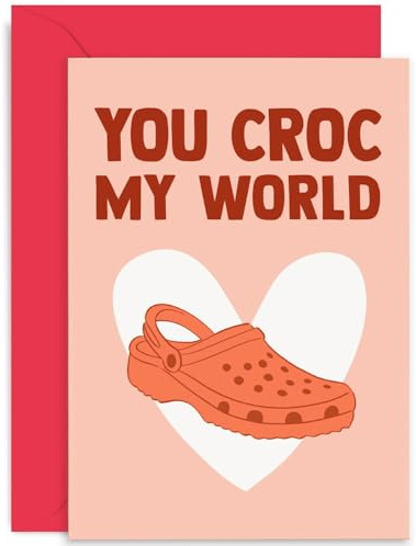 Old English Co. Roligt bröllopsdagskort för män kvinnor - 'You Croc My World' - humoristisk Croc-sko alla hjärtans dag kort för make, fru, flickvän, pojkvän | blank insida med kuvert