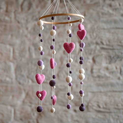 naturling Baby Mobile aus Filz mit Holz - leuchtend bunte Aufhänger für Wickeltisch Babybett (Herzen)