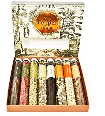 Eat.Art Pepper Trade - 8 Different Peppercorns Spices Set - Unique Food Christmas Cooking Gifts - Unusual Gourmet Luxury Selection Box - Grinder Refill Fine Food Foodie Pepper Collection