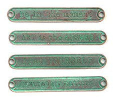 PRIMA MARKETING INC 967086 MECHANICALS EMBLSHMT ANTQ, Antike Etiketten, 4 Stück, Einheitsgröße