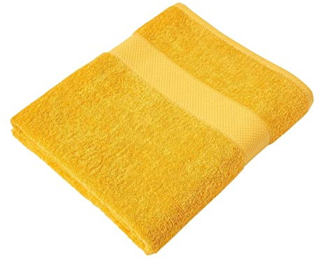 Homescapes gelbes XXL-Badehandtuch/Saunatuch aus 100% türkischer Baumwolle mit 500g/qm, Flauschiges Saunahandtuch/Strandtuch 100 x 180 cm, Ocker