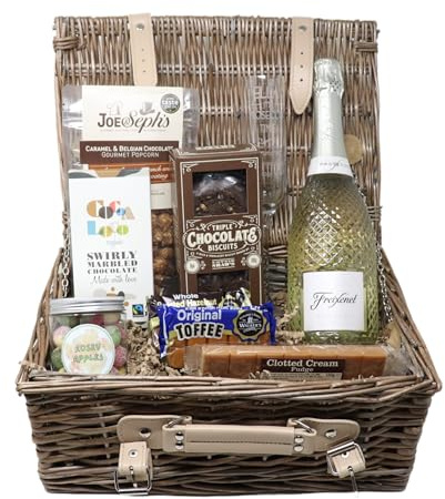 Regalo Personalised Prosecco Gift Hamper | Engraved Flute Glass, 75cl Prosecco Bottle & Snack Selection | Custom Laser Engraved | Birthday, Christmas & Mother's Day | 11% ABV | 18+
