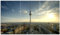 Wallario Herdabdeckplatte/Spritzschutz aus Glas, 3-teilig, 90x52cm, für Ceran- und Induktionsherde, Fernsehturm Berlin mit Panoramablick über die Stadt