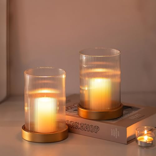 Glasseam Portavelas de Cristal Hurricane: Juego de 2 portavelas de Pilar Dorado, Cubiertas cilíndricas de Vidrio Acanalado con Bandeja de Velas de Metal, portavelas Modernos para Centro de Mesa,