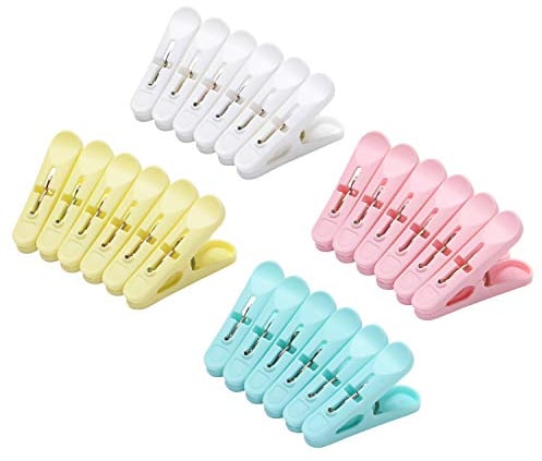 URAQT 24 Pièces Pince à Linge, Mini Petit Plastique Pinces à Linge, Vent Antidérapant Plastique Pince à Linge Clip pour Chaussettes Un Pantalon Chemises