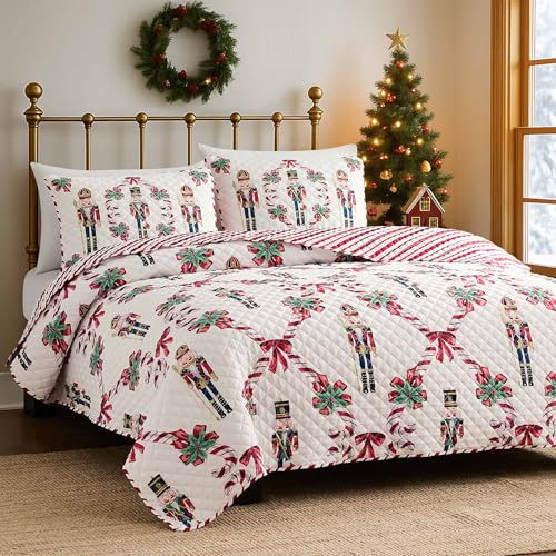Avanti Linens - Twin Quilt Set, Reversible Bedding with Matching Sham, Medium Weight Bed Set, Holiday Room Decor (Nutcracker)