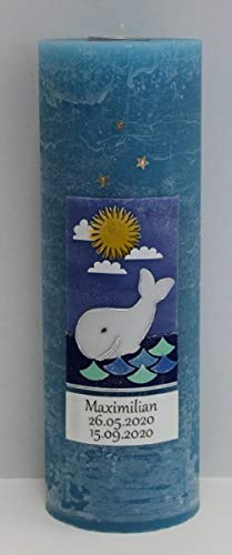 Taufkerzen XXL Rustic Vintage Blau 30 x 10 cm mit Teelichteinsatz für Jungen Beluga mit Namensverzierung (Vornamen + Taufdatum) und Geschenkkarton