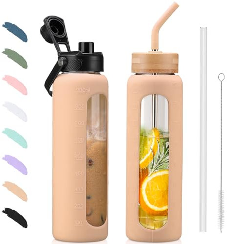 BLUEGO 900ML Bouteille d'eau en Verre et 2 Couvercles Gourde Reutilisable Tasse à Café avec Marqueur de Temps et Protecteur en Silicone Sans BPA pour Enfant et Adultes, Ambre