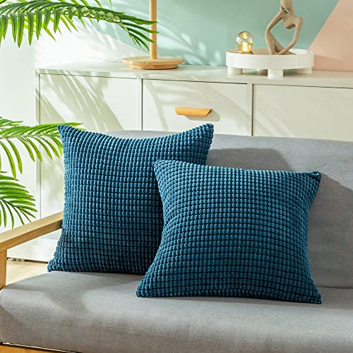 CaliTime Kissenbezüge Kissenhülle 2er-Pack Bequeme Kissenbezüge für Couch, Schlafsofa, bequem, superweich, Kordsamt, Maisstreifen, beidseitig, 45 cm x 45 cm, Tiefseeblau
