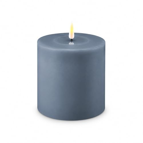 ReWu LED Kerze Deluxe Homeart, Ice Blue, 10 x 10 cm | Indoor, Realistische Flamme, Echtwachsspiegel, Warmweißes Licht