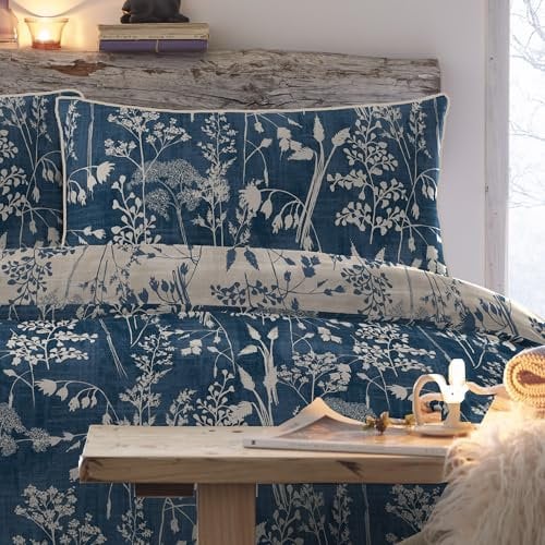 Appletree - Blue Meadow Floral Duvet Cover - Double Bedding Size (200 x 200cm) - 100% Natural Cotton - 2 Pillowcases - Inverse Colours - Natural Bedding with Florals - Navy Flowers Duvet Set