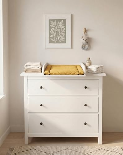 KraftKids Wickelaufsatz für HEMNES Kommode, 108 cm, mittig | Wickelfläche 50 × 70 cm, mit Abdeckblende, beidseitige Ablagefläche
