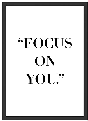 WBdesignz Minimalistisches Poster – Motivationsspruch „FOCUS ON YOU“ – modernes Wandbild in Schwarz-Weiß – Typografie Print für Büro, Schlafzimmer, Flur oder Homeoffice (A4 - ohne Rahmen)