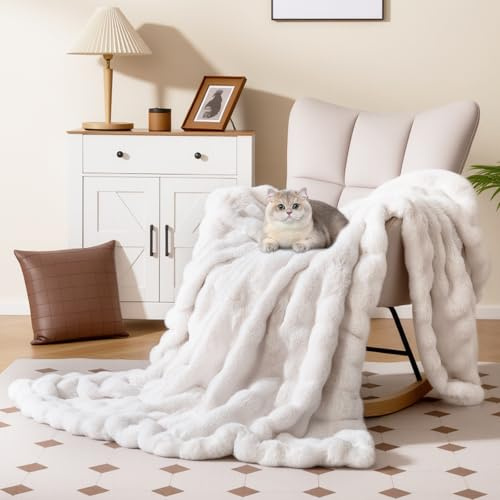 COSTWAY Kuscheldecke, Plüsch-Kunstkaninchenfell Sofadecke, luxuriöse Felldecke, Überwurfdecke Farbewahl, Wohndecke für Damen, Couchdecke Tagesdecke für Bett, Sofa, Sessel (178 x 203 cm,Weiß)