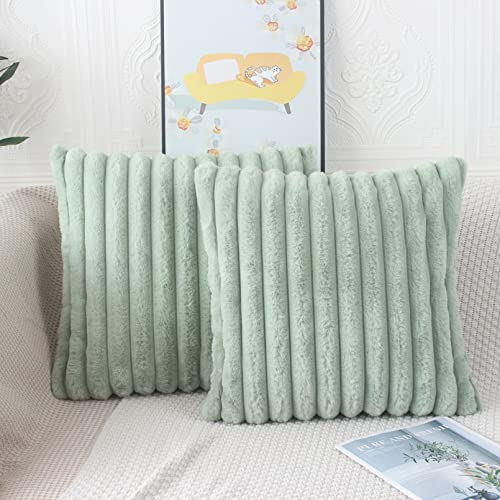 NIULAA Salbei Grün Kissenbezug 45x45 2er Set Flauschig Plüsch Deko Kissenbezüge Weich Gestreift Pelz Kissenhülle Dekokissen Sofakissenbezug Luxus Sofakissen Zierkissenbezüge Wohnzimmer Sofa