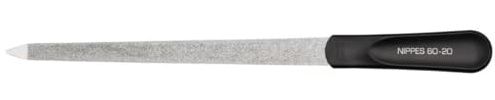 nippes Solingen Saphir-Nagelfeile, Vernickelter Stahl, 20 cm, Für Pediküre / Maniküre, Nagelfeile Klein, Zum Kürzen und Feilen der Nägel | zum Kürzen und Glätten, Feile für Finger- und Zehennägel, silberfarben, robust und langlebig