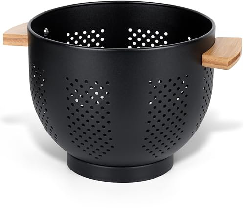 Winter Shore Passoire Cuisine Noire Mate avec Manche en Bois - Passoire Pates pour Fruits - Passoire en Métal pour Laver les Légumes - Petit Egouttoir Pates avec Manche