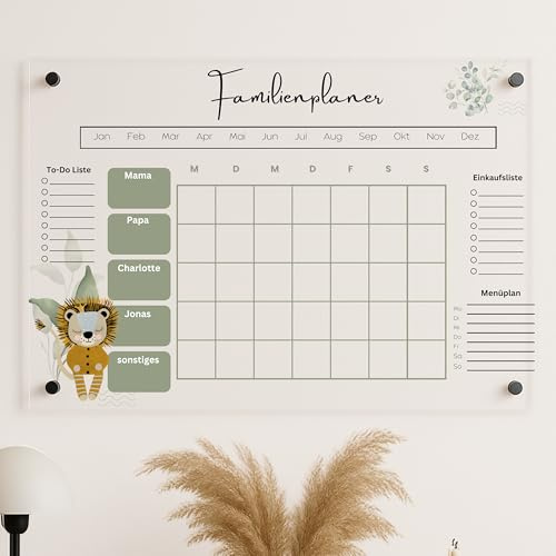 EmiliaLotte Personalisierter Familienplaner aus hochwertigem Acryl I Abwischbarer Wand Kalender für die ganze Familie I Wiederverwendbarer Monatsplaner mit Einkaufsliste, Menüplan & Mehr - Löwe