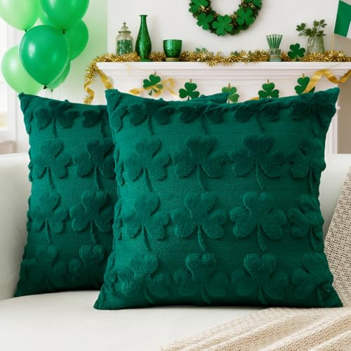 Artscope 2er Set Wolle Kissenbezüge Weicher Plüsch Kurzer Wollsamt Dekokissenbezuge Sofakissen St. Patricks Tag Kissenhülle für Sofa Schlafzimmer Glückliche Triebel Grün, 40x40cm