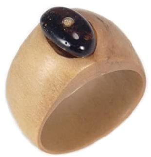 Holzring „Die Bernstein-Pflaume“