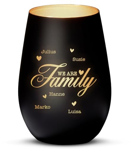 Love Faith personalisiertes Windlicht - We Are Family - Schwarz/Gold | Stimmungsvolles Teelichtglas - Graviere Namen - Schönes Geschenk für die Familie zu Geburtstag & Weihnachten