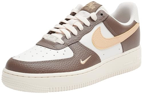NIKE Femme Air Force 1 '07 Sneaker, Oil Green Oil Green Treeline Sail, 42 EU