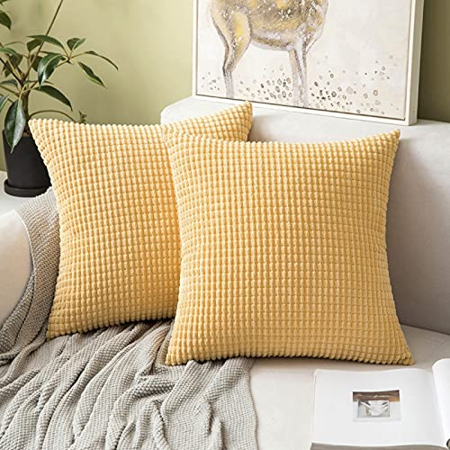 MIULEE 2er Set Kissenbezüge Kordsamt Dekokissen Kissenbezug Sofakissen Dekorativ Couchkissen Kissenhülle Bezug Weich für Wohnzimmer Schlafzimmer 45x45 cm, 18x18 Inch Maisgelb