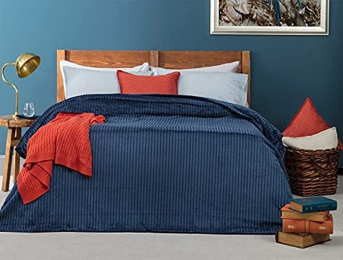Madame Coco Emile Wellsoft Single doppelseitige Emboss Decke Indigo