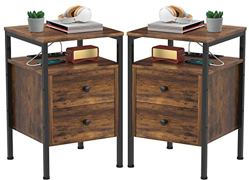 CHOWGOLI Table de Chevet Lot de 2, Table de Nuit avec Prise, Table d'appoint avec 2 Tiroirs et Rangement, Chevet de Lit en Bois de Style Industriel, pour Salon, Chambre, 40x40x61cm, Marron Rustique