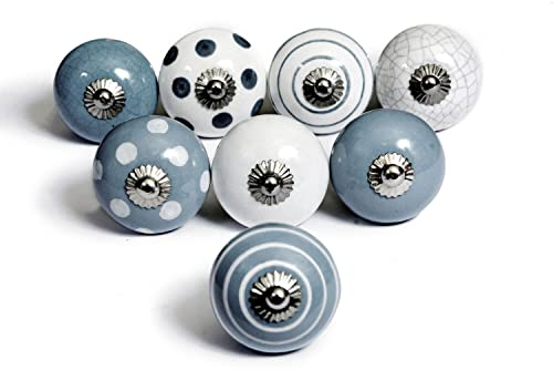 Nacnic Juego de 8 pomos de cerámica en blanco y gris, pintados a mano con diferentes diseños. Tiradores artesanales para armarios, cajoneras, cómodas y colgadores. Pomos clásicos de 40mm diámetro.