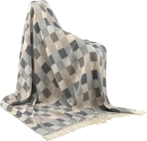 Erwin Müller Plaid Jacquard Flanell, Wohndecke Creme Größe 150x200 cm - flauschig weich, mit Fransen, für Abende auf Terrasse, Urlaub oder Couch