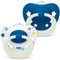 NUK Signature Night Babyschnuller | 0−6 Monate | Beruhigt 95 % der Babys | BPA-freie Silikonschnuller in Herzform | Leuchtet im Dunkeln | Mit Etui | Blaue Sterne | 2 Stück