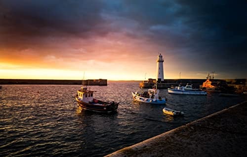 YANCONG Jigsaw Puzzles 1500 Pieces For Adults And Kids Northern Ireland Donaghadee Harbour Lighthouse Boats Wooden Jigsaw Puzzles For Home Decoration 87X58Cm