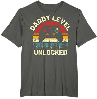 vintage daddy level unlocked funny gamer new dad fathers art T-Shirt