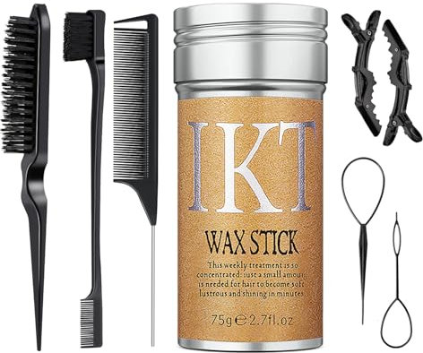 Sie kauft haarstiele, eine glatte haarbürste und drei haarnadeln, eine lockige haarnadel und eine haarpflege für frauen und kinder