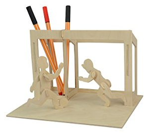 Pebaro 840/4 Holzbausatz Tischständer Stiftehalter Fußball, 3D Puzzle, Modellbausatz, Basteln mit Holz, Holzpuzzle, vorgestanzte Holzplatte, ausbrechen, zusammenstecken, fertig, Geschenkidee