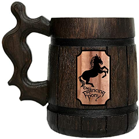 Jarra de cerveza de madera con diseño de poni rampante - Regalo de anillos de señor Hobbit - Jarra inspirada en pub pony - Jarra de cerveza de madera para regalo - Jarra de cerveza #95 / 0,6L / 22 oz