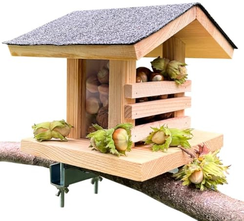 Eichhörnchen Futterhaus aus Holz für Balkon oder Baum wetterfestes Futterhaus für Eichhörnchen mit Haselnüssen und Eicheln stabiles Eichhörnchenhaus für Garten & Terrasse Made in EU (Satteldach)