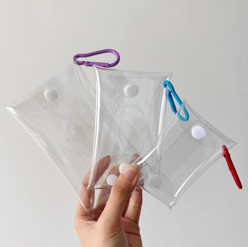 BQLYblink Juego de 2 bolsas transparentes con mosquetón, llavero, cascabeles, bolsas protectoras para accesorios en miniatura y gashapon, bolsa transparente de PVC a prueba de polvo para remolques de