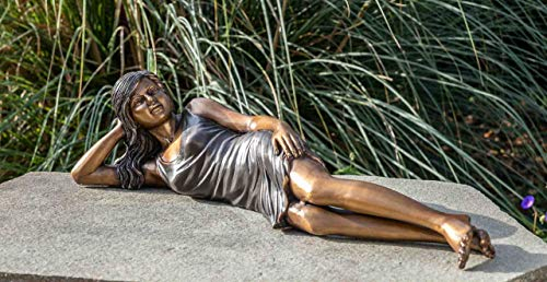 IDYL Bronze-Skulptur Liegendes Mädchen | 14x11x55 cm | Klassische Bronze-Figur handgefertigt | Gartenskulptur oder Wohnbereich-Dekoration | Hochwertiges Kunsthandwerk | Wetterfest