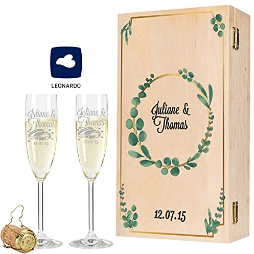 GRAVURZEILE Leonardo Lot de 2 flûtes à champagne avec nom et cœurs gravés avec boîte en bois imprimée au design eucalyptus – Cadeau de mariage pour les mariés
