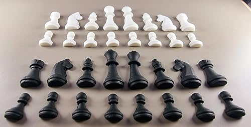 32 Piece Edible 3D Black and white Chess Set, icing, cupcake toppers T142