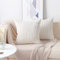 Artscope 2er-Set Dekorativ Kissenbezüge 45 x 45 cm Kordsamt Reine Farbe Kissenbezug Weicher Plüsch Kissenhülle Set Kissen Fall für Sofa Auto Schlafzimmer Zuhause Zierkissenbezüge (Beige)