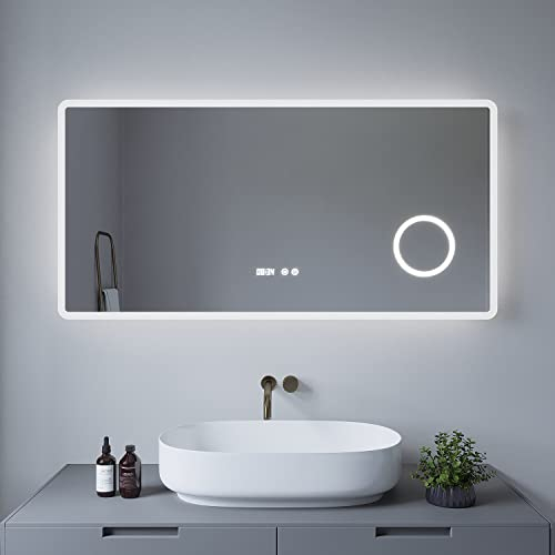 AQUABATOS® Badezimmerspiegel BORAS-Serie 120x60cm Typ D Badspiegel mit Beleuchtung Antibeschlag Kosmetikspiegel Schminkspiegel 3 Fach Vergrößerung Digital Uhr Touch Schalter Dimmbar Kaltweiß 6400K