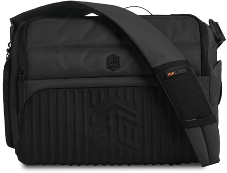 STM Dux 16L Premium Tech Messenger Bag – Reise-Laptoptasche (passend für 15 Zoll Laptops) – Dual-Format, wasserabweisend & Gepäckdurchführung, Schwarz (stm-112-377P-01)
