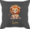 Kissen 50x50 - Süßer Löwe mit Name personalisiert I Löwen Geschenk I Zootiere I König der Tiere I LEU - 50 x 50 cm - Grau - personalisiertes Kinder kinderkissen Kindergarten löwenmotiv Leon
