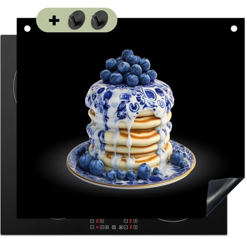 KitchenYeah© Herdabdeckplatte Einteilig Induktionsmatte Küche Abdeckung | 60x52 cm - Ceranfeld Herd Abdeckplatte Deko Vinyl Matte, Spritzschutz Küchenrückwand Pfannkuchen - Blaubeeren - Teller