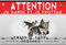 Panneau métal Attention au chien chien-loup